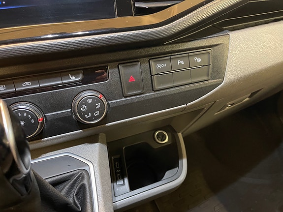 Volkswagen Transporter 19 of 27