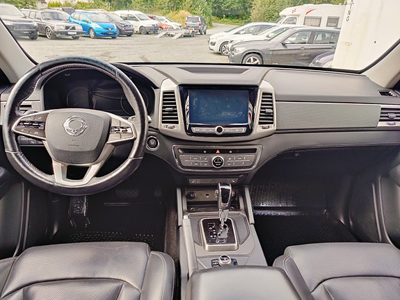 SsangYong Rexton Sports 14 of 26
