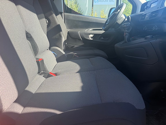 Peugeot Partner 11 of 17