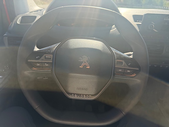 Peugeot Partner 14 of 17