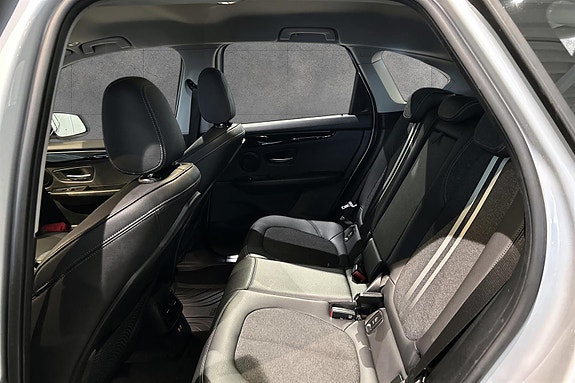 BMW 225xe 12 of 15