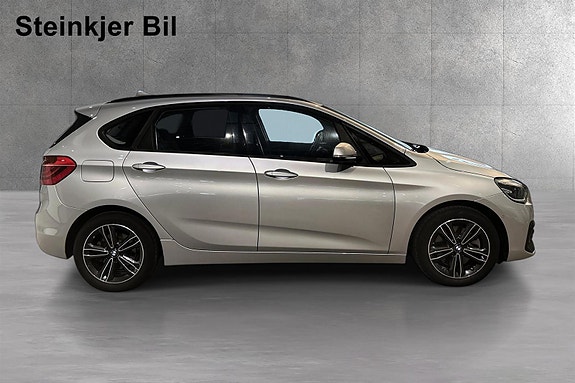 BMW 225xe 4 of 15