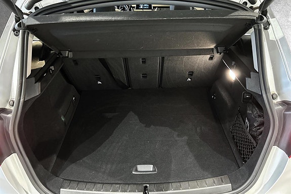 BMW 225xe 14 of 15