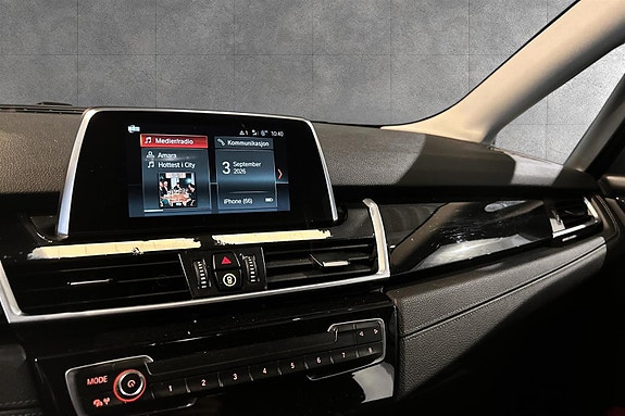 BMW 225xe 9 of 15