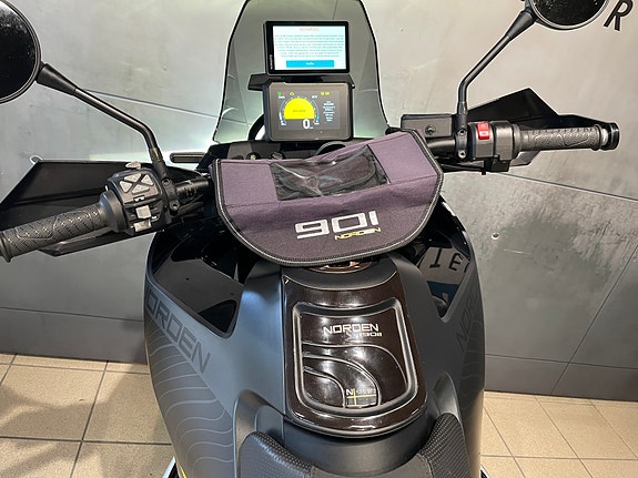 Husqvarna Norden 901 14 of 17