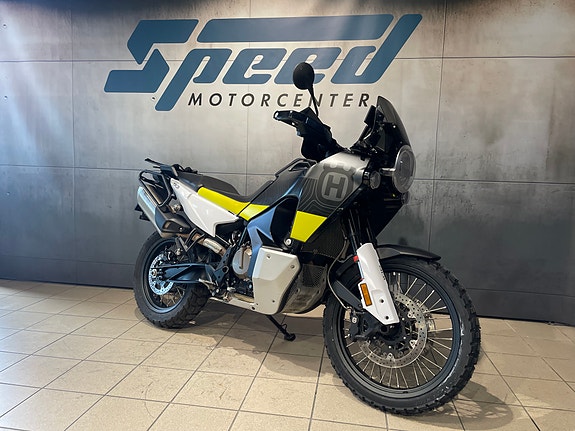Husqvarna Norden 901 2 of 17