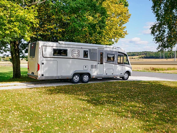 Carthago Chic C-Line I 6.2 XL QB | UTEN SENKESENG | LAV KM | HYDR. STØTTEBEN | LITIUMBATTERI | SOLCELLE 6 of 30