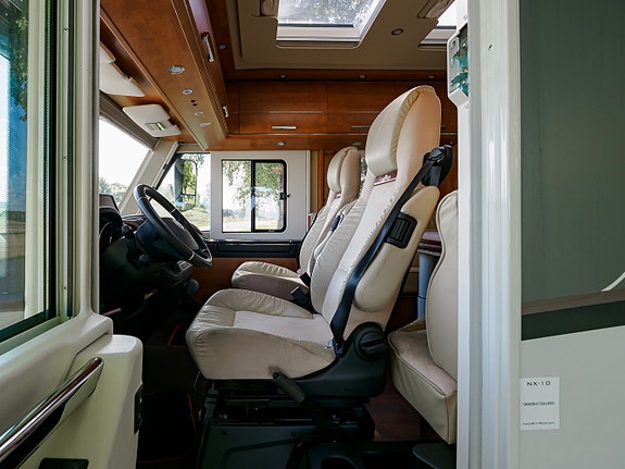 Carthago Chic C-Line I 6.2 XL QB | UTEN SENKESENG | LAV KM | HYDR. STØTTEBEN | LITIUMBATTERI | SOLCELLE 8 of 30