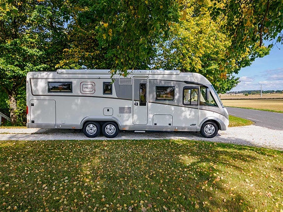 Carthago Chic C-Line I 6.2 XL QB | UTEN SENKESENG | LAV KM | HYDR. STØTTEBEN | LITIUMBATTERI | SOLCELLE 7 of 30