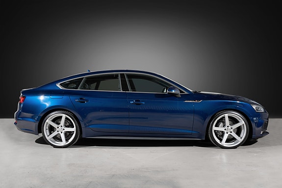 Audi A5 10 of 30