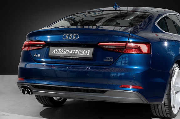 Audi A5 6 of 30