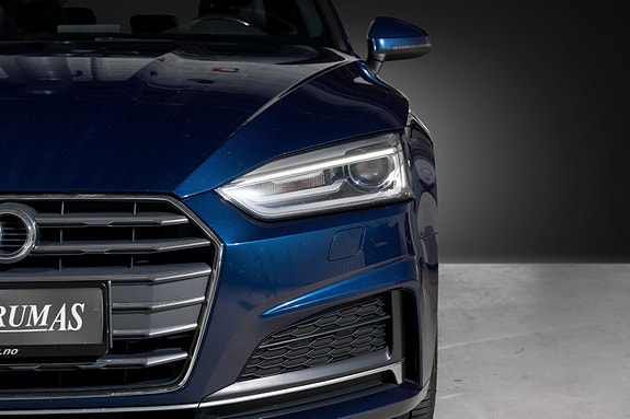 Audi A5 4 of 30