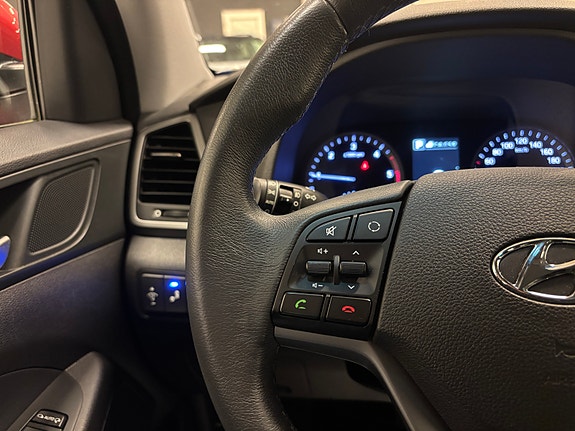Hyundai Tucson 18 of 30