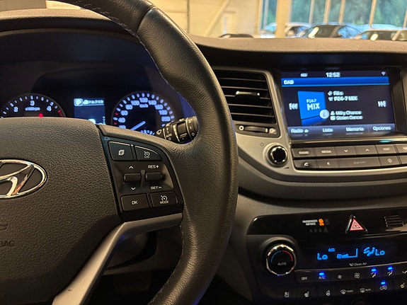 Hyundai Tucson 19 of 30