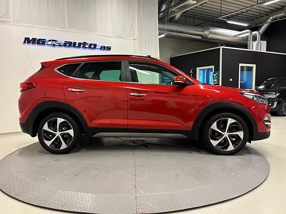 Hyundai Tucson 3 of 30