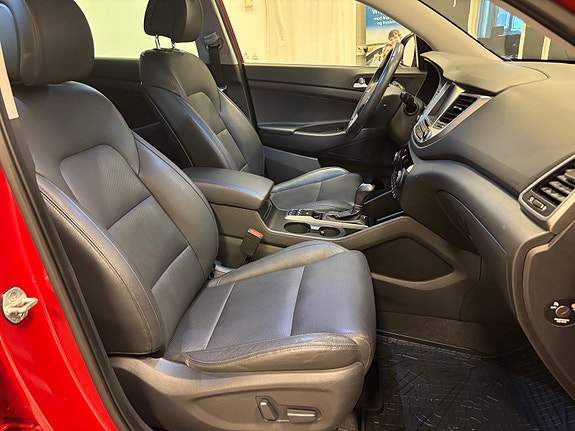 Hyundai Tucson 12 of 30