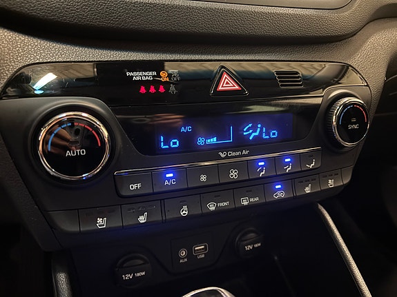 Hyundai Tucson 24 of 30