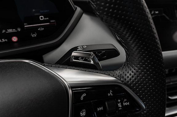Audi e-tron GT 21 of 30