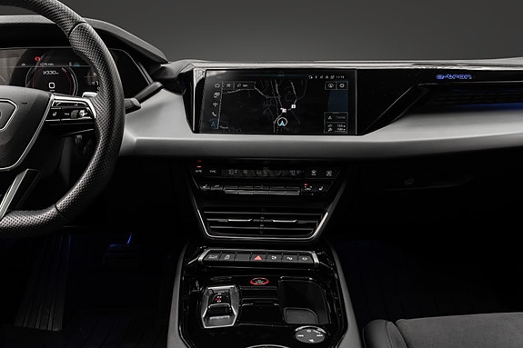 Audi e-tron GT 29 of 30