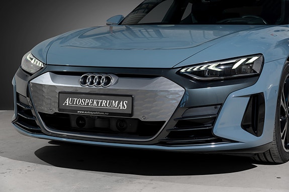 Audi e-tron GT 2 of 30