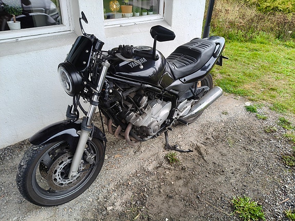 Yamaha XJ 600 Diversion 2 of 6
