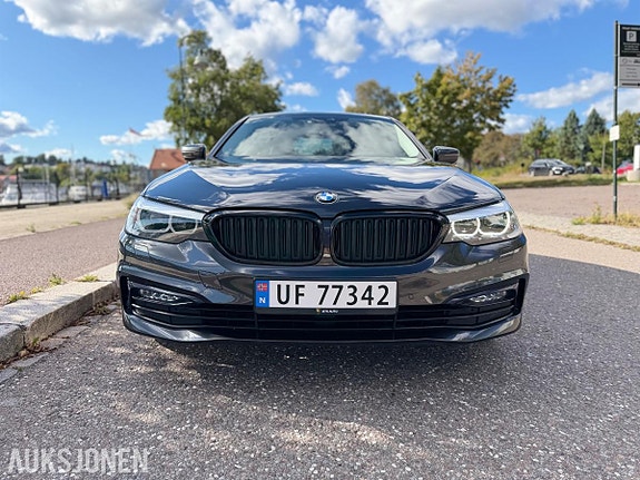 BMW 5-Serie 2 of 23