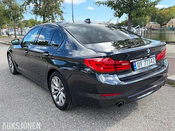 BMW 5-Serie 9 of 23