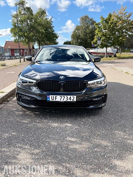 BMW 5-Serie 23 of 23