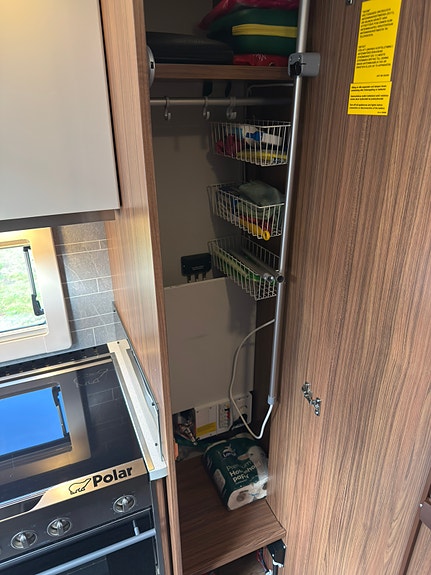 Polar Polar 590 BK 2020 – familievogn med Alde gulvvarme og Kampa 330 lufttelt 13 of 22