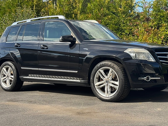 Mercedes-Benz GLK220 9 of 11