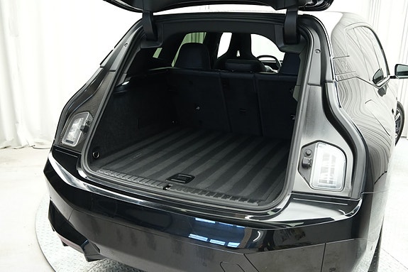 BMW iX 10 of 30
