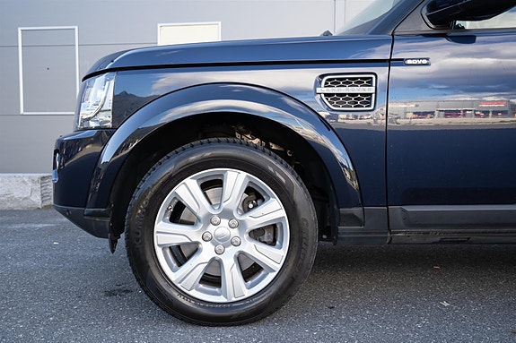 Land Rover Discovery 3 of 30