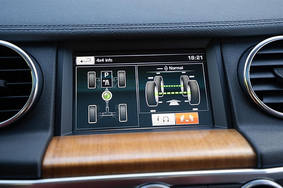 Land Rover Discovery 30 of 30