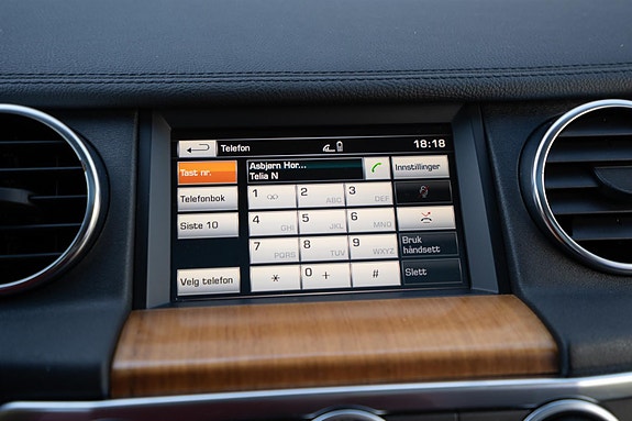 Land Rover Discovery 28 of 30