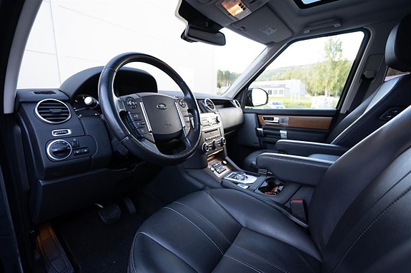 Land Rover Discovery 19 of 30