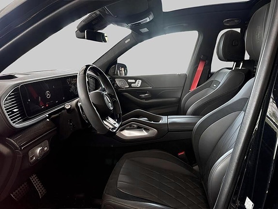 Mercedes-Benz GLS63 7 of 18