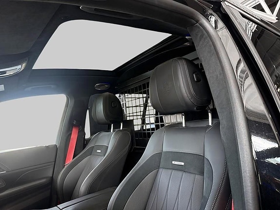 Mercedes-Benz GLS63 16 of 18