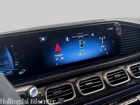 Mercedes-Benz GLS63 10 of 18