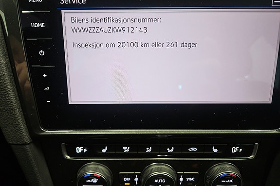 Volkswagen e-Golf VII 27 of 30