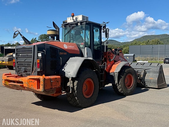 Hitachi ZW180-5B 5 of 30