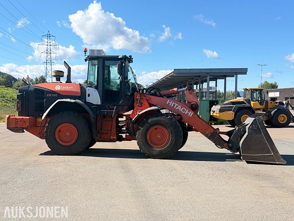 Hitachi ZW180-5B 6 of 30
