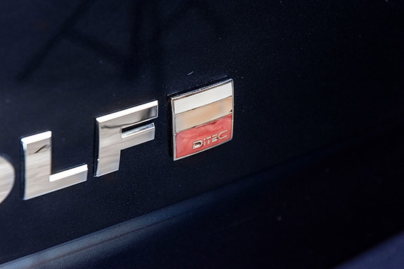 Volkswagen e-Golf VII 10 of 30