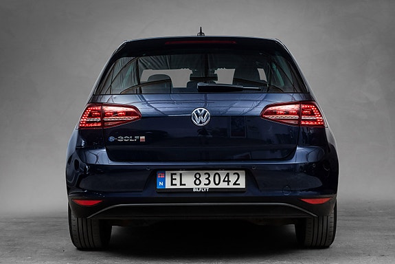 Volkswagen e-Golf VII 5 of 30