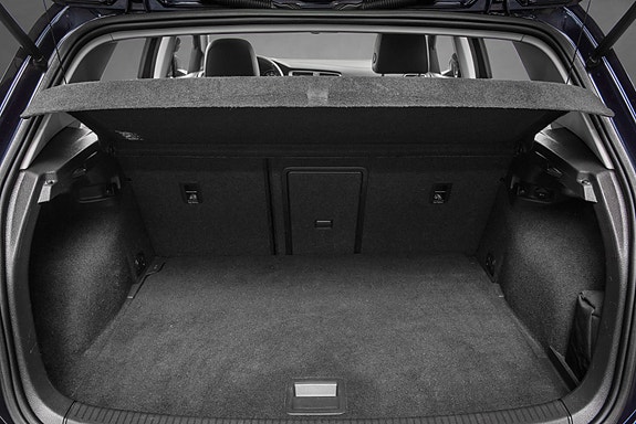 Volkswagen e-Golf VII 23 of 30