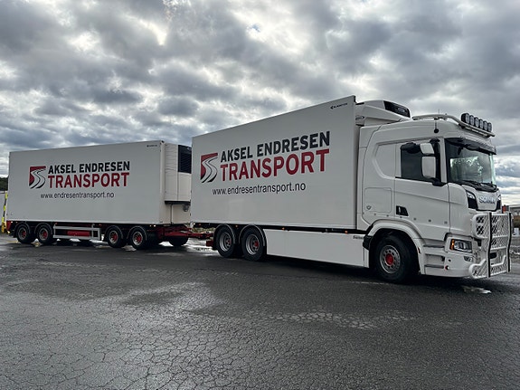 Scania Ny R660B6x2NB- 2022 Bussbygg skap og 2022 Bussbygg henger, aggregat og sideåpning 26 of 26