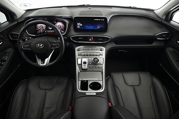 Hyundai Santa Fe 11 of 30