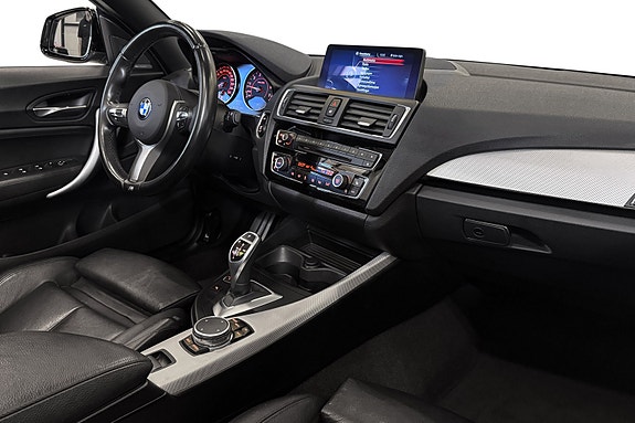 BMW M235i 23 of 30