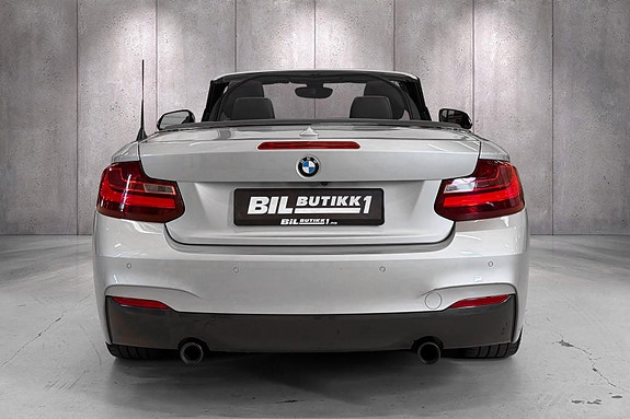 BMW M235i 13 of 30