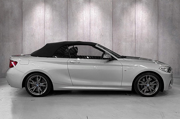 BMW M235i 10 of 30
