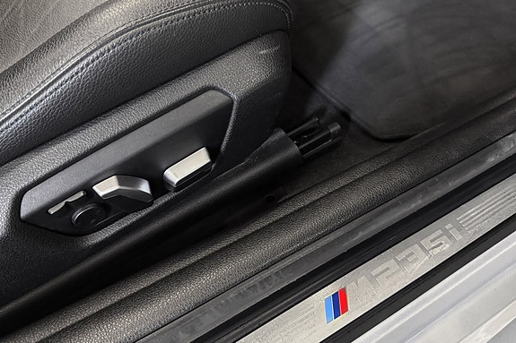 BMW M235i 25 of 30